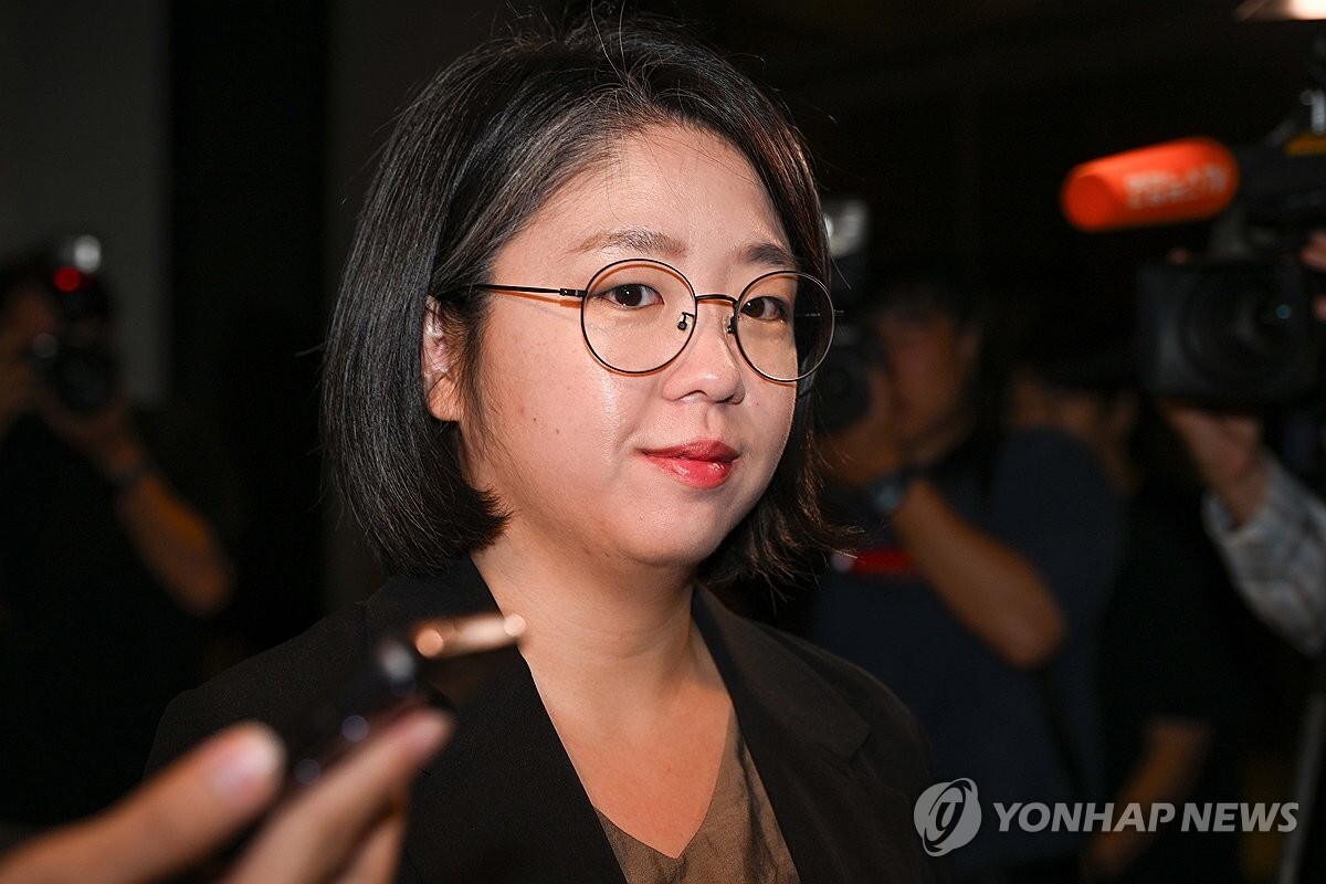 용혜인 장관 후보자, 인사청문회 준비 사무실 출근 안 해…"자택서 검토"