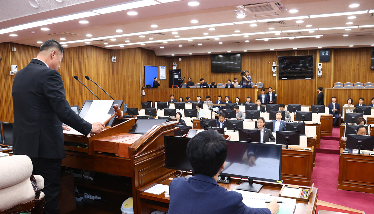 도의회, 도 재정준칙 미준수 질타…신청사·강릉 AI센터 추진 상황 점검